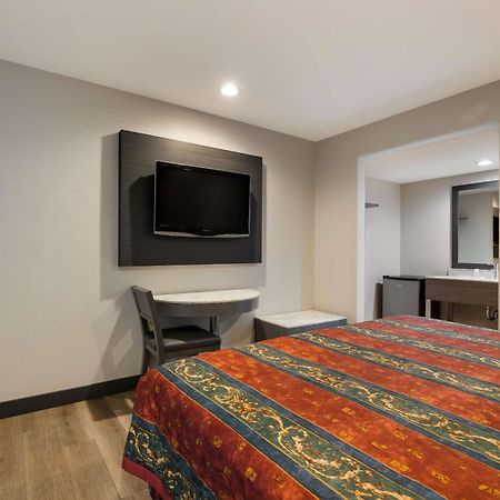 Rodeway Inn San Bernardino & Redlands Ngoại thất bức ảnh